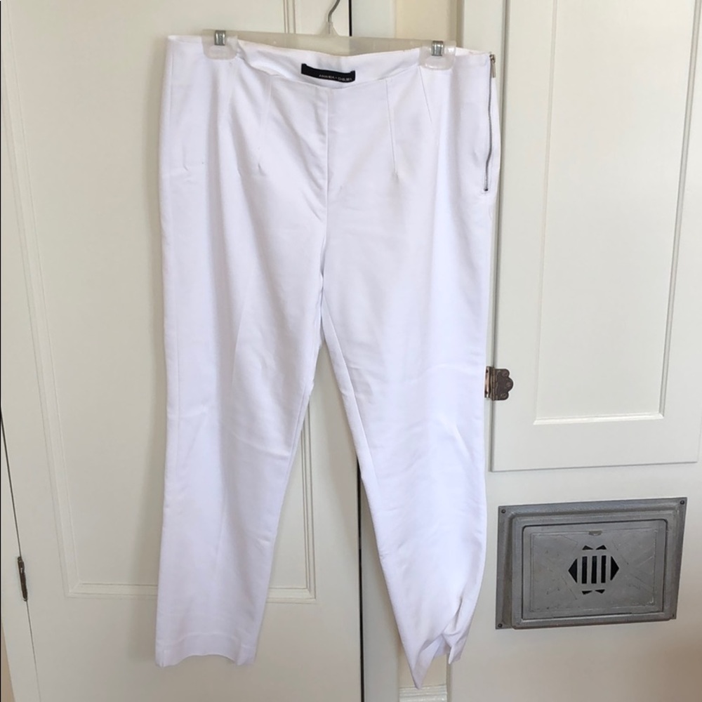 White cropped slacks